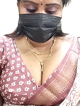 Queenflowerr online show from 26, 2, 2025