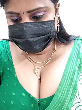 Queenflowerr online show from 23, 2, 2025