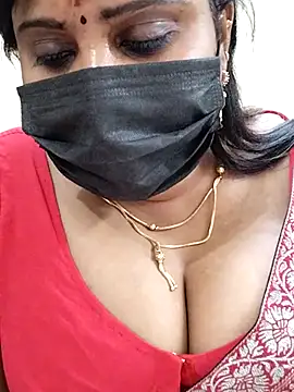 Queenflowerr online show from 16, 2, 2025