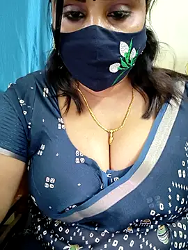 Queenflowerr online show from 2, 3, 2026