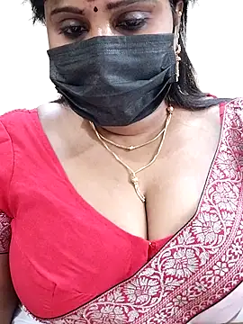 Queenflowerr online show from 16, 2, 2025