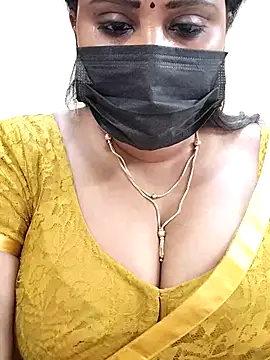 Queenflowerr online show from 21, 3, 2025