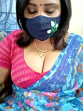 Queenflowerr online show from 11, 1, 2026