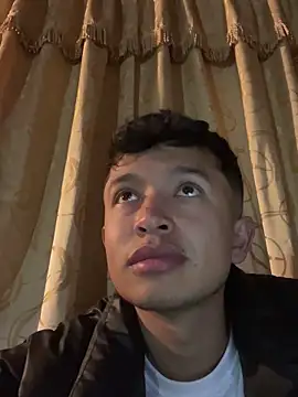 sebaxx8  online show from 2, 2, 2025