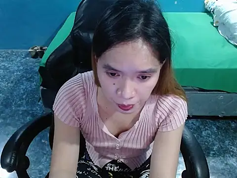 Asianpinaybeauty yam007 online show from 2, 11, 2025