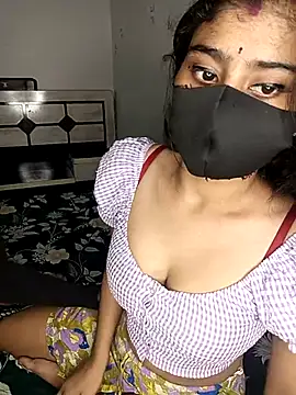 Snapshot of Love-N chatting on 3, 5, 2026 Love-N online show from 3, 5, 2026