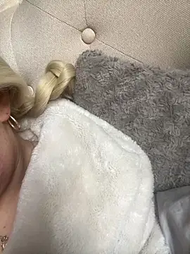 blissdimicco online show from 1, 11, 2025