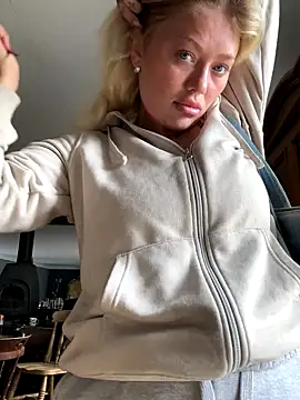 blissdimicco online show from 12, 9, 2025