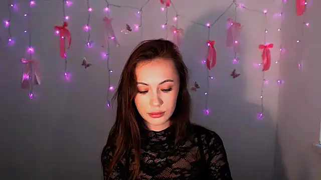 Nikonara Love online show from 17, 12, 2025