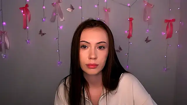 Nikonara Love online show from 19, 3, 2026