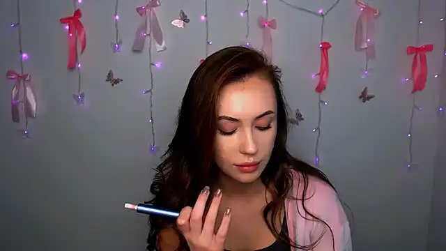 Nikonara Love online show from 30, 3, 2026