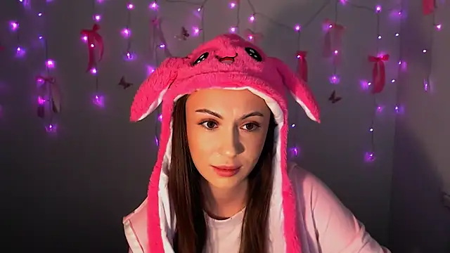 Nikonara Love online show from 21, 12, 2025