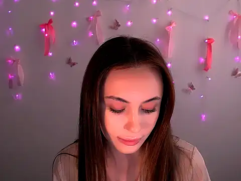 Nikonara Love online show from 6, 5, 2026