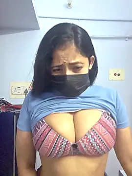 Snapshot of Hot_honey77 chatting on 28, 9, 2025 Hot honey77 online show from 28, 9, 2025