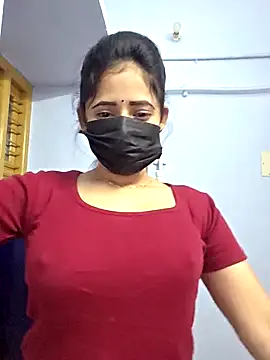 Snapshot of Hot_honey77 chatting on 8, 10, 2025 Hot honey77 online show from 8, 10, 2025