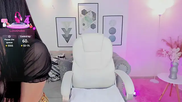 Layla Breezee online show from 21, 3, 2025