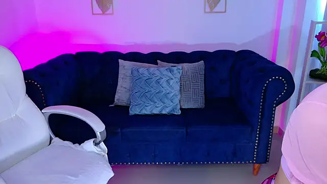 Snapshot of Layla_Breezee chatting on 18, 5, 2026 Layla Breezee online show from 18, 5, 2026