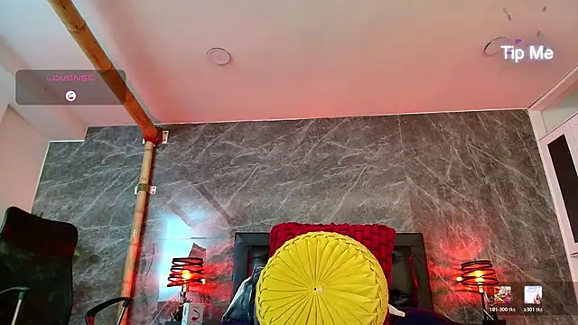 Snapshot of ApoloCruz chatting on 6, 2, 2026 ApoloCruz online show from 6, 2, 2026