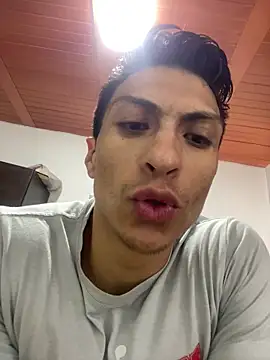 Snapshot of ApoloCruz chatting on 7, 2, 2026 ApoloCruz online show from 7, 2, 2026