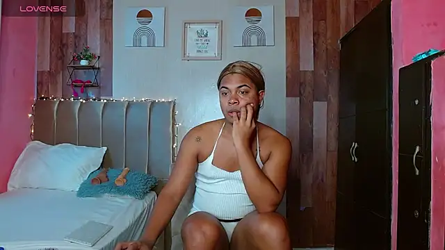 Snapshot of electrabrowns chatting on 1, 3, 2026 electrabrowns online show from 1, 3, 2026