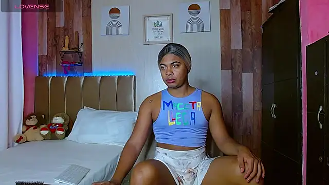 Snapshot of electrabrowns chatting on 25, 11, 2025 electrabrowns online show from 25, 11, 2025