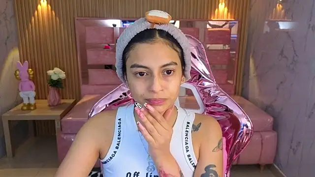 lilith petit sub online show from 26, 10, 2025