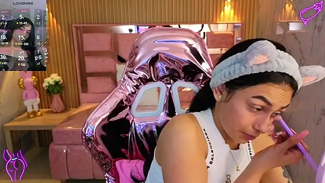 lilith petit sub online show from 7, 10, 2025