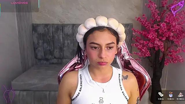 lilith petit sub online show from 16, 9, 2025