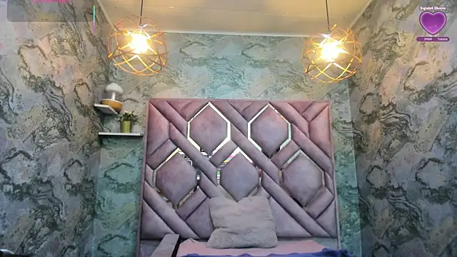 nefertiti ebony online show from 20, 12, 2025