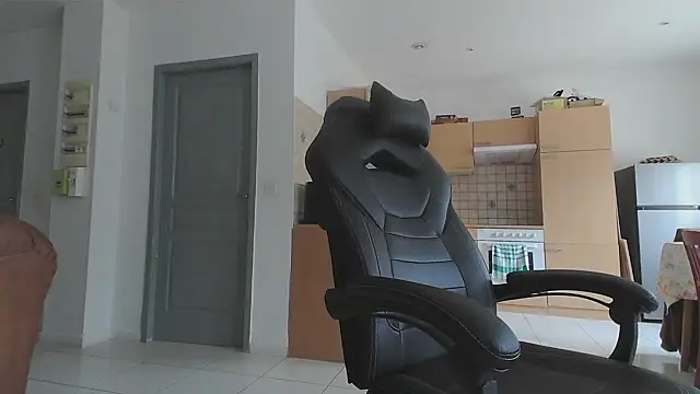 serena  vedette online show from 5, 2, 2025