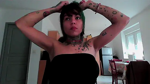 serena  vedette online show from 25, 2, 2025