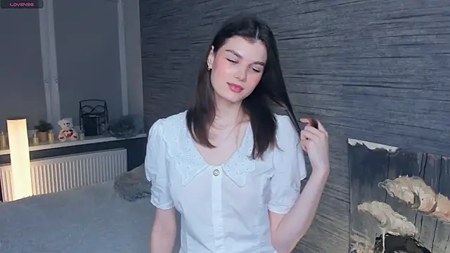 Snapshot of FloraDobb chatting on 20, 3, 2025 FloraDobb online show from 20, 3, 2025