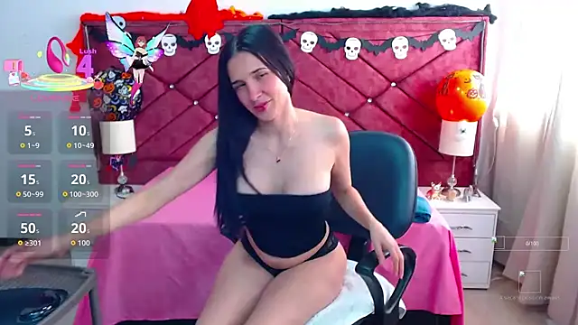 victoria adams07 online show from 3, 10, 2025