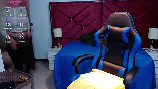 victoria adams07 online show from 5, 11, 2025