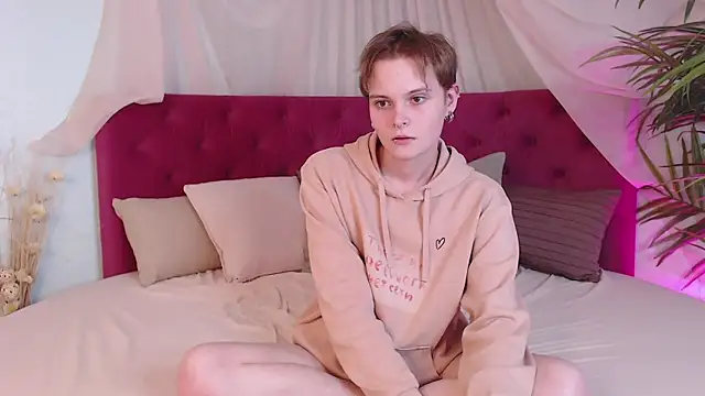 Snapshot of DemianEnglen chatting on 18, 12, 2025 DemianEnglen online show from 18, 12, 2025