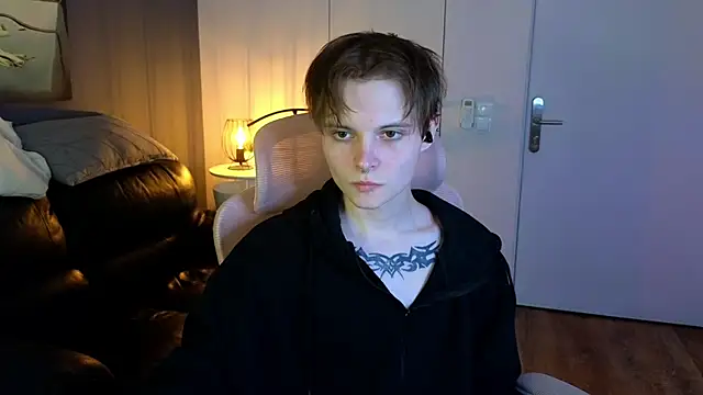 Snapshot of DemianEnglen chatting on 1, 6, 2026 DemianEnglen online show from 1, 6, 2026