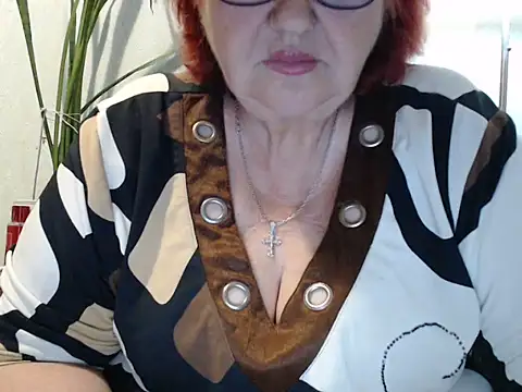 Snapshot of DeniseeRosea chatting on 14, 6, 2026 DeniseeRosea online show from 14, 6, 2026