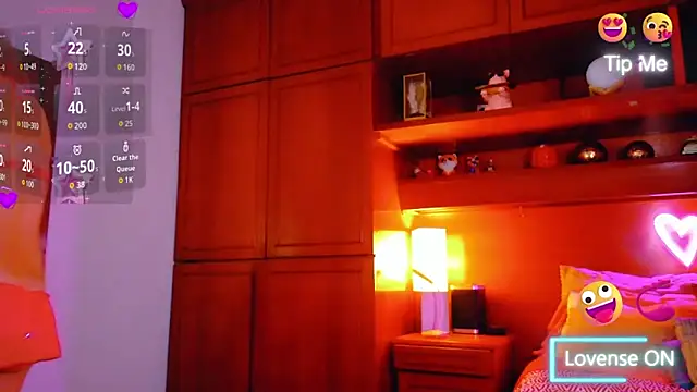 Snapshot of sofiiboniiita chatting on 8, 10, 2025 sofiiboniiita online show from 8, 10, 2025