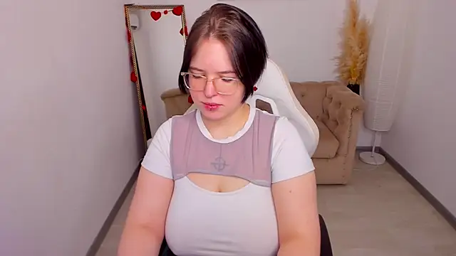 Manic pixie  online show from 8, 2, 2026