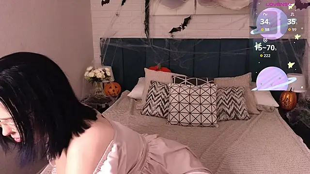 Manic pixie  online show from 21, 10, 2025