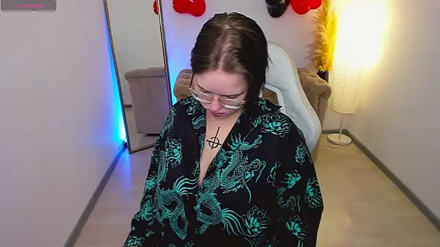 Manic pixie  online show from 12, 2, 2026