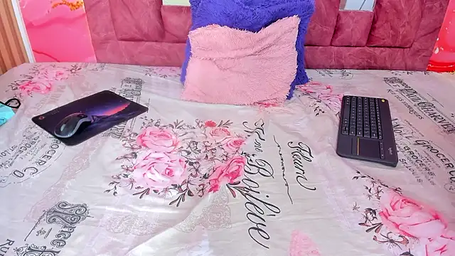 scarlett  evans  online show from 16, 2, 2026