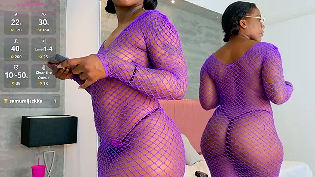 Alaia Colins online show from 4, 3, 2026