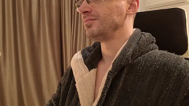 Snapshot of Moonsire1 chatting on 8, 2, 2026 Moonsire1 online show from 8, 2, 2026