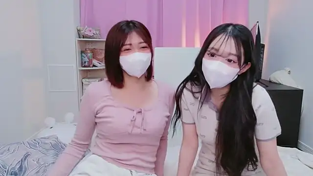 NA-KAREN-V8 online show from 6, 3, 2026