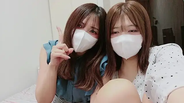 NA-KAREN-V8 online show from 12, 6, 2026