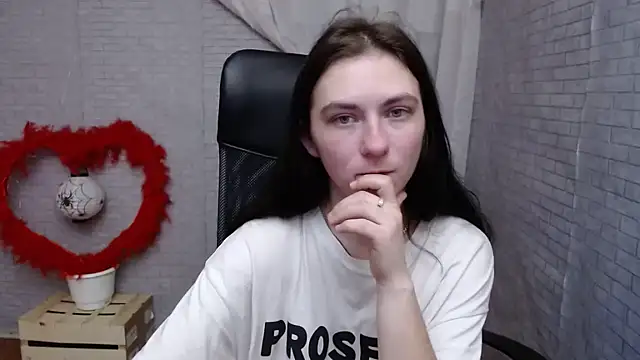 AmandaJi  online show from 6, 3, 2025