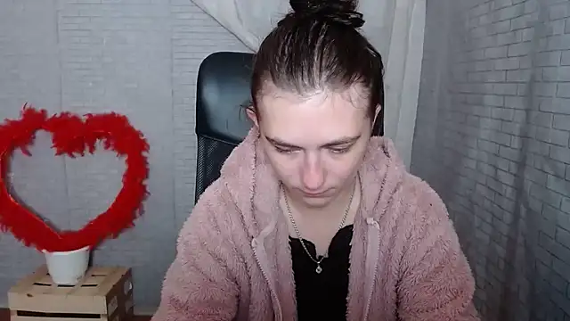 AmandaJi  online show from 1, 10, 2025