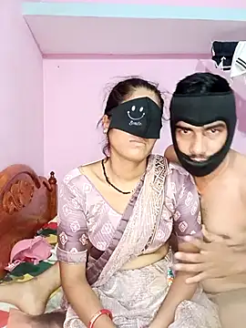 Snapshot of USHA_BHABHI chatting on 4, 7, 2026 USHA BHABHI online show from 4, 7, 2026