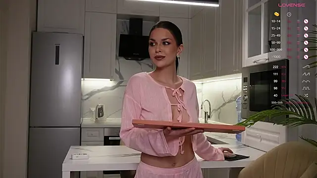 Snapshot of Sofa_01 chatting on 30, 10, 2025 Sofa 01 online show from 30, 10, 2025